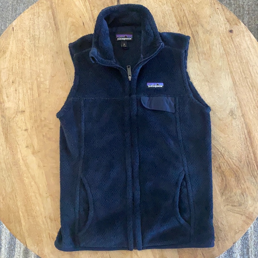 Women’s Navy Fleece Patagonia Vest XS